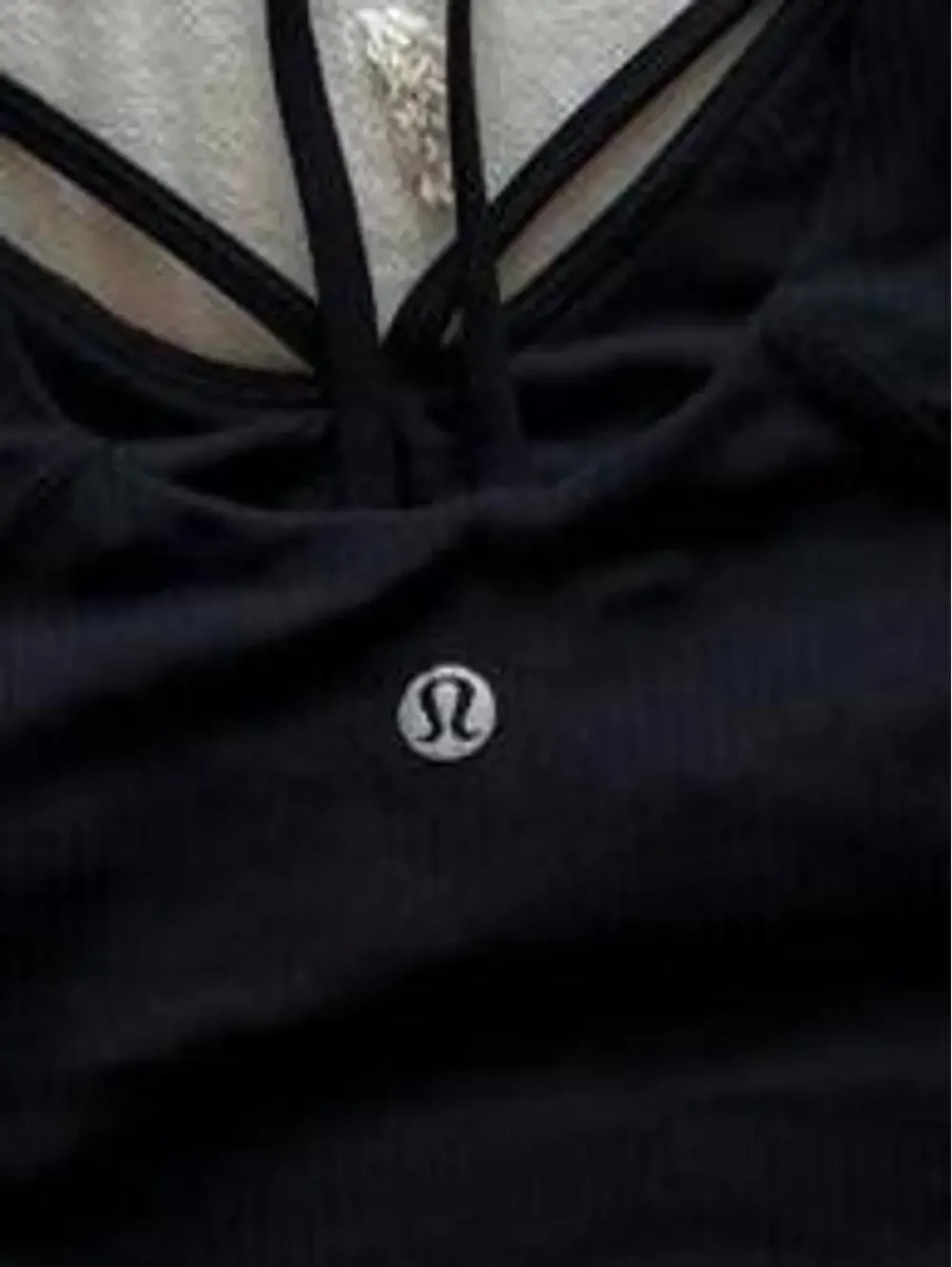 Black Lululemon bra/crop top